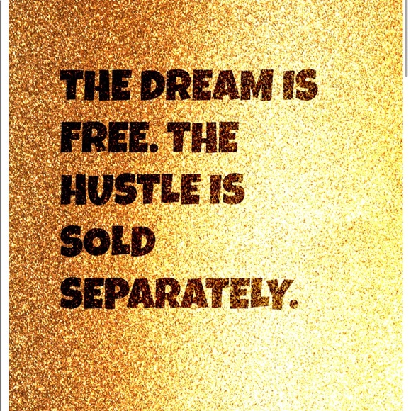 Meet your Posher, Liz - Picture 2 of 3